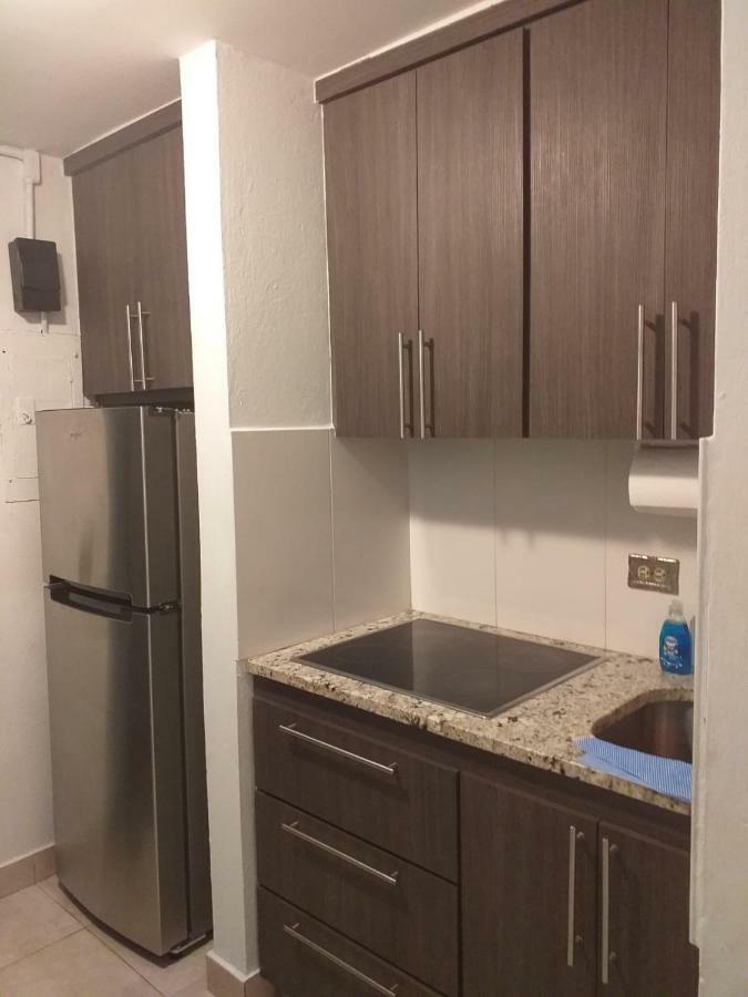 Beach Front Apt 4 At Isla Verde Tower Apartment San Juan Exterior foto